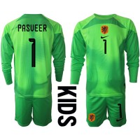 Camiseta Países Bajos Remko Pasveer #1 Portero Primera Equipación Replica Mundial 2022 para niños mangas largas (+ Pantalones cortos)